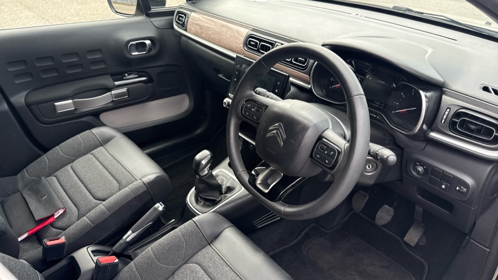Citroen C3 1.2 PureTech Shine Plus 5dr Petrol Hatchback - Image 11