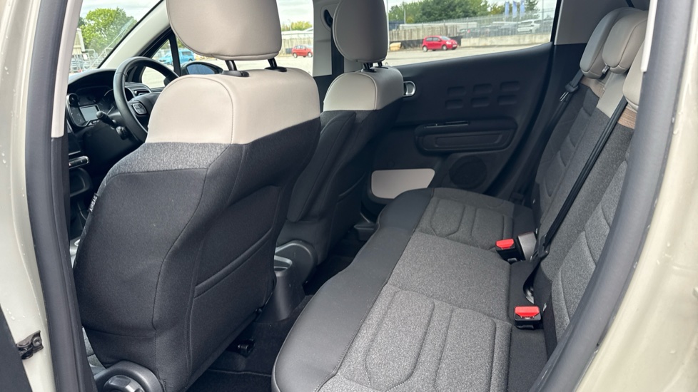 Citroen C3 1.2 PureTech Shine Plus 5dr Petrol Hatchback - Image 16