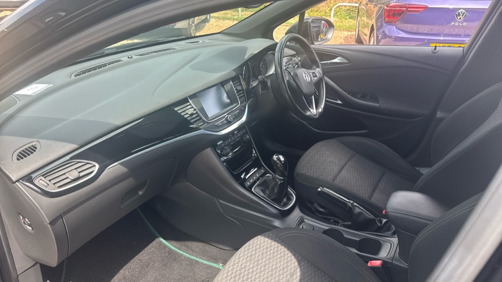 Vauxhall Astra 1.0T 12V ecoFLEX SRi 5dr Petrol Hatchback - Image 11
