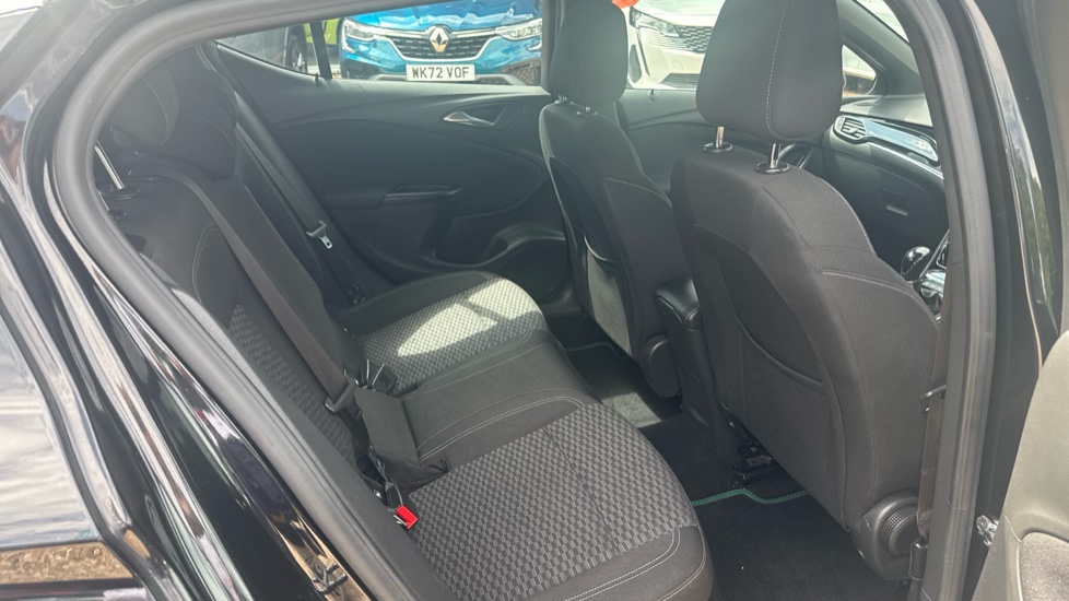 Vauxhall Astra 1.0T 12V ecoFLEX SRi 5dr Petrol Hatchback - Image 16