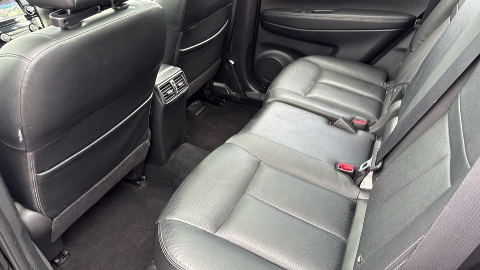 Nissan X-Trail 1.6 dCi Tekna 5dr Diesel Station Wagon - Image 16