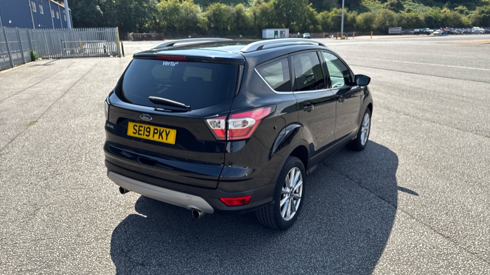 Ford Kuga 1.5 TDCi Titanium Edition 5dr 2WD Diesel Estate - Image 39