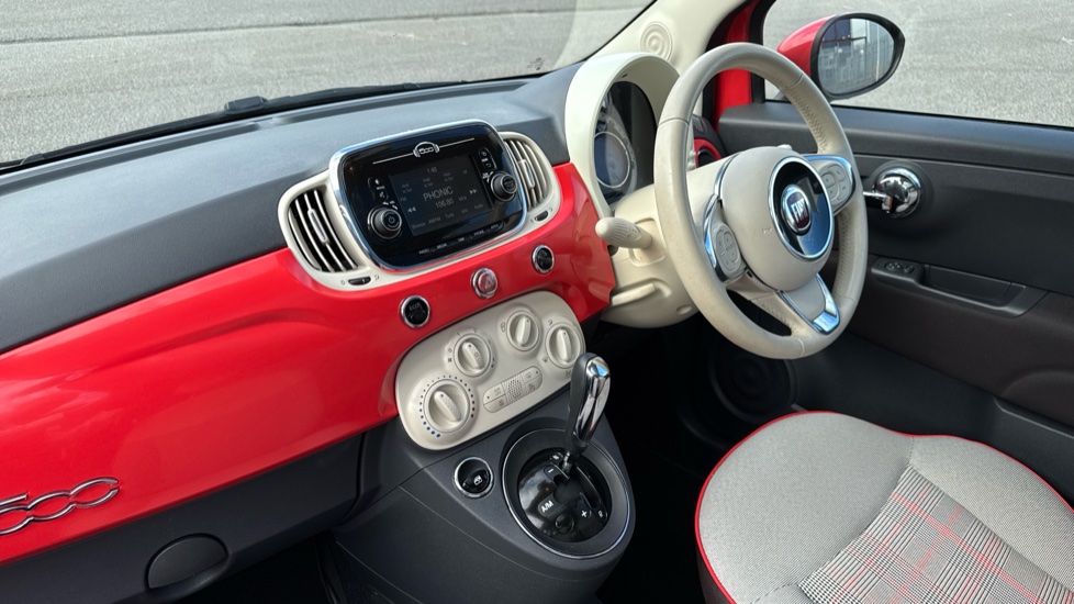 Fiat 500 0.9 TwinAir Lounge 3dr Dualogic Petrol Hatchback - Image 9