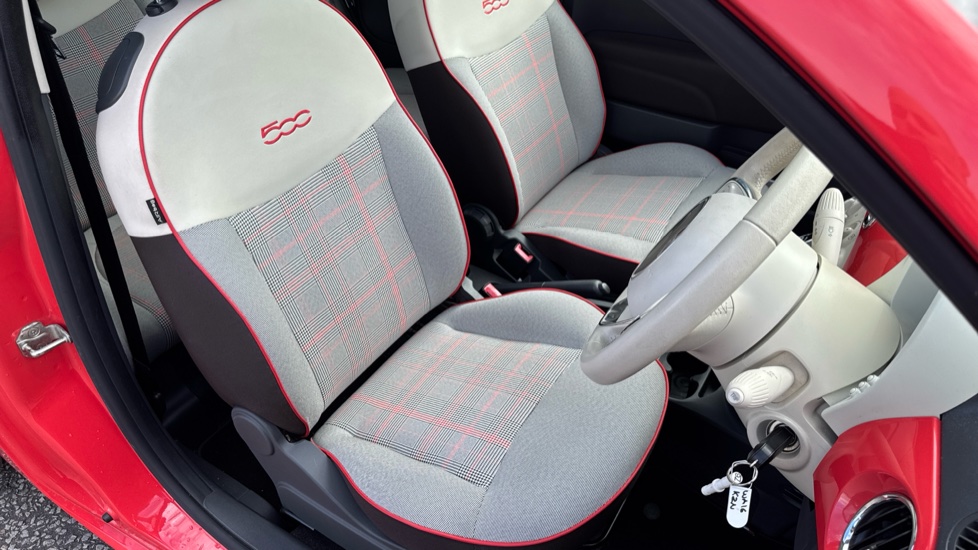 Fiat 500 0.9 TwinAir Lounge 3dr Dualogic Petrol Hatchback - Image 28
