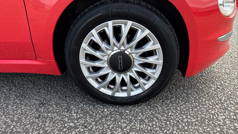 Fiat 500 0.9 TwinAir Lounge 3dr Dualogic Petrol Hatchback - Image 29