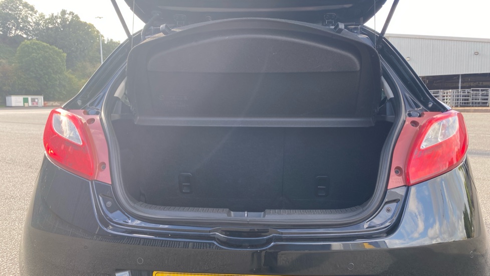 Mazda 2 1.3 Sport Venture Edition 5dr Petrol Hatchback - Image 4