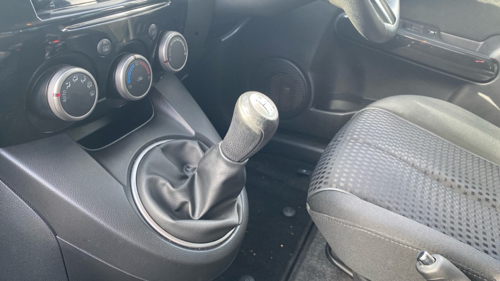Mazda 2 1.3 Sport Venture Edition 5dr Petrol Hatchback - Image 13