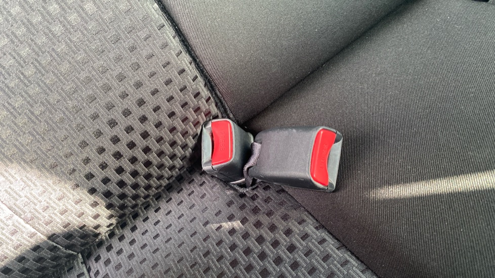 Mazda 2 1.3 Sport Venture Edition 5dr Petrol Hatchback - Image 17