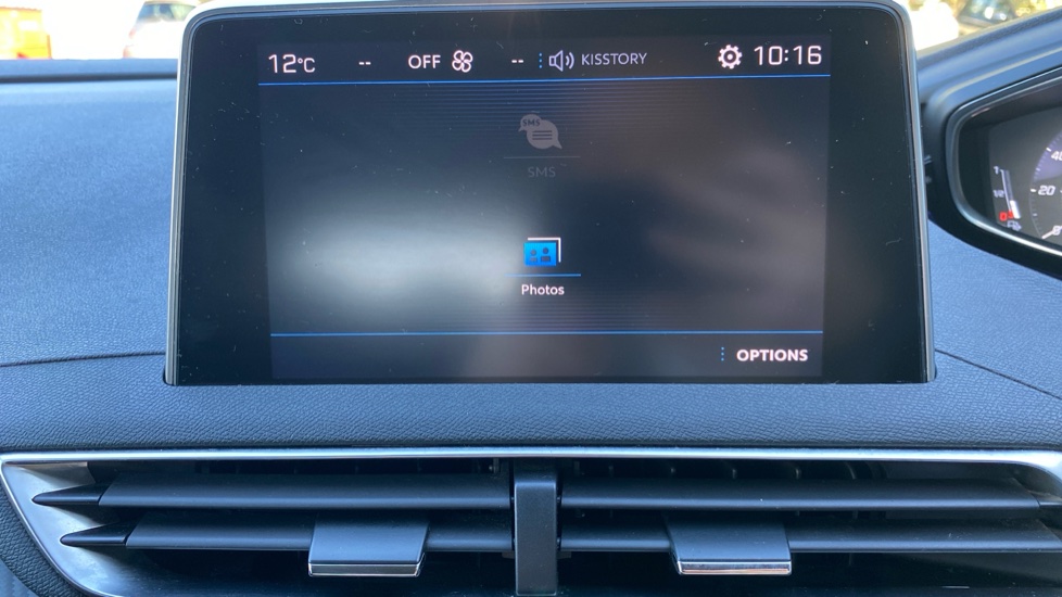 Peugeot 3008 1.2 PureTech Active 5dr Petrol Estate - Image 35