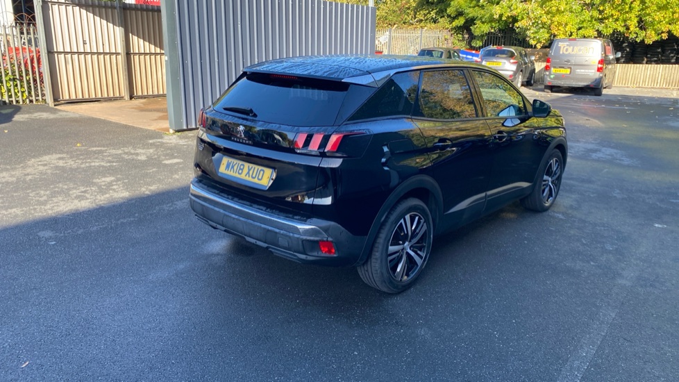 Peugeot 3008 1.2 PureTech Active 5dr Petrol Estate - Image 46