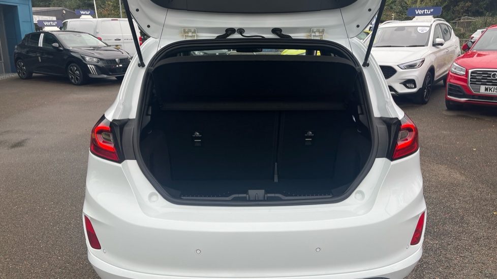 Ford Fiesta 1.0 EcoBoost Hybrid mHEV 125 ST-Line X Edition 5dr Petrol Hatchback - Image 4