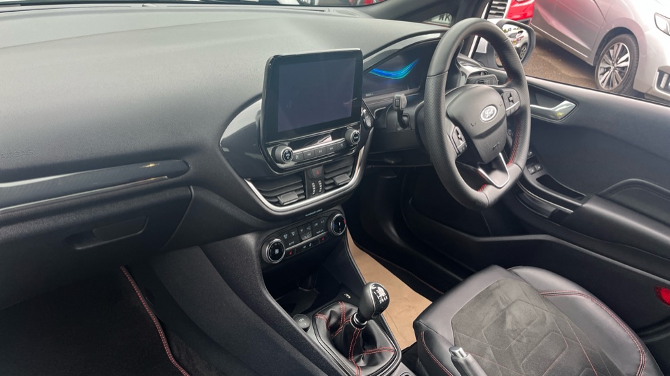 Ford Fiesta 1.0 EcoBoost Hybrid mHEV 125 ST-Line X Edition 5dr Petrol Hatchback - Image 9