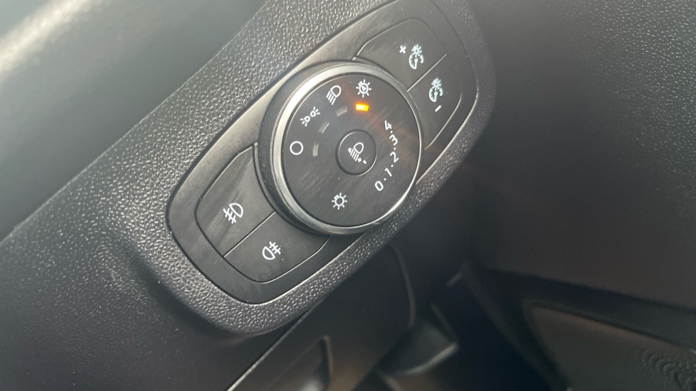 Ford Fiesta 1.0 EcoBoost Hybrid mHEV 125 ST-Line X Edition 5dr Petrol Hatchback - Image 25