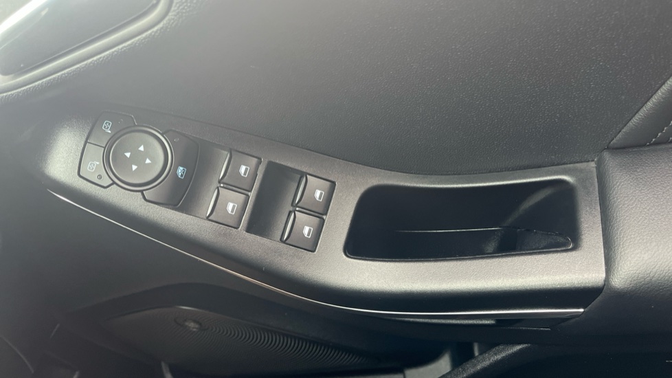Ford Fiesta 1.0 EcoBoost Hybrid mHEV 125 ST-Line X Edition 5dr Petrol Hatchback - Image 26