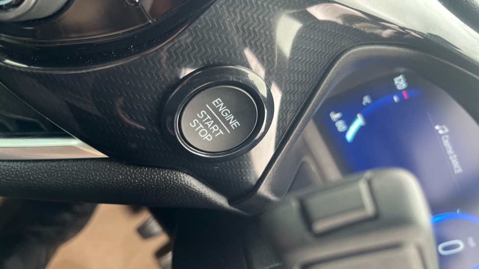 Ford Fiesta 1.0 EcoBoost Hybrid mHEV 125 ST-Line X Edition 5dr Petrol Hatchback - Image 28