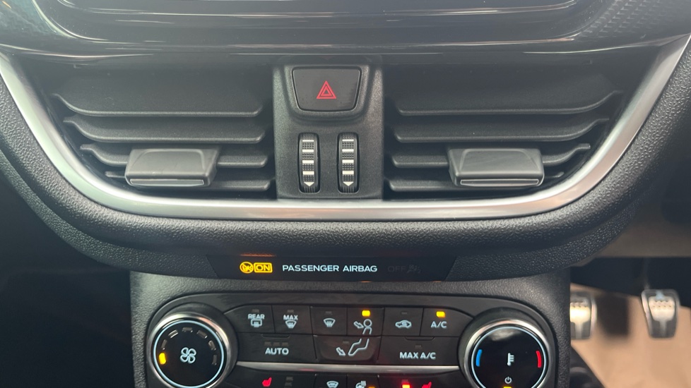 Ford Fiesta 1.0 EcoBoost Hybrid mHEV 125 ST-Line X Edition 5dr Petrol Hatchback - Image 36