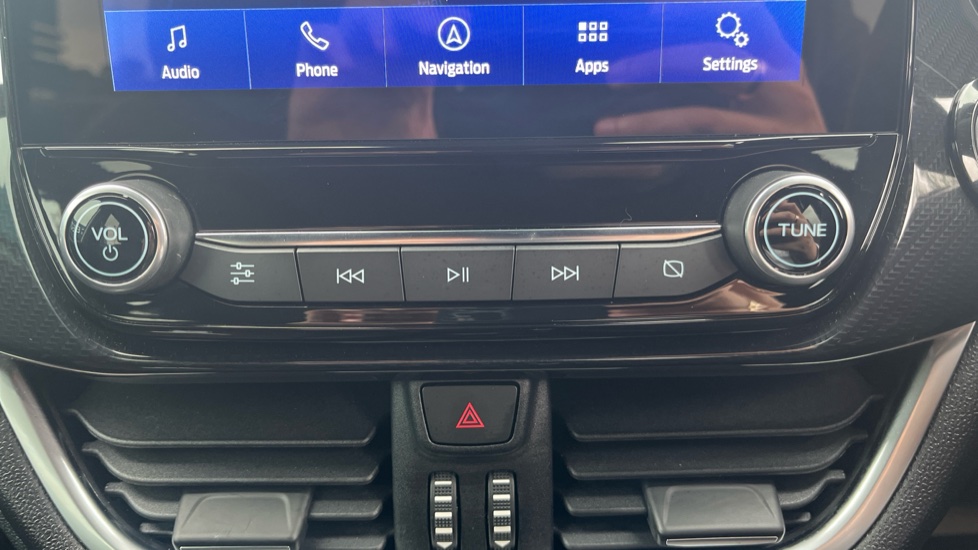 Ford Fiesta 1.0 EcoBoost Hybrid mHEV 125 ST-Line X Edition 5dr Petrol Hatchback - Image 37