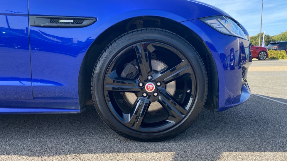 Jaguar XF 2.0d [180] R-Sport 5dr Auto Diesel Estate - Image 8