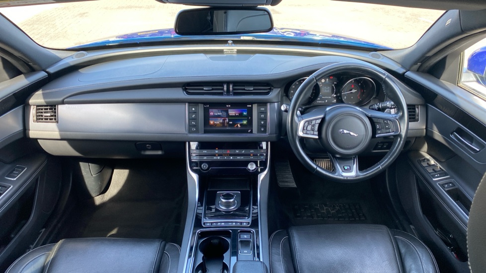 Jaguar XF 2.0d [180] R-Sport 5dr Auto Diesel Estate - Image 9