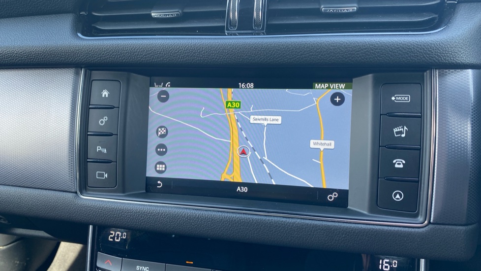Jaguar XF 2.0d [180] R-Sport 5dr Auto Diesel Estate - Image 11