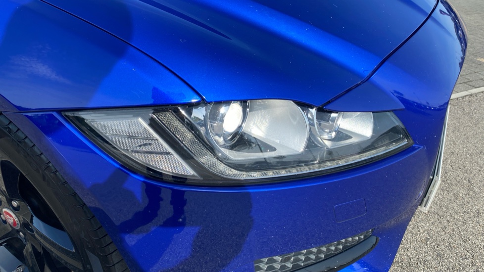 Jaguar XF 2.0d [180] R-Sport 5dr Auto Diesel Estate - Image 17