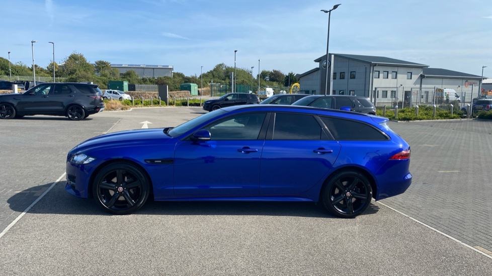 Jaguar XF 2.0d [180] R-Sport 5dr Auto Diesel Estate - Image 21