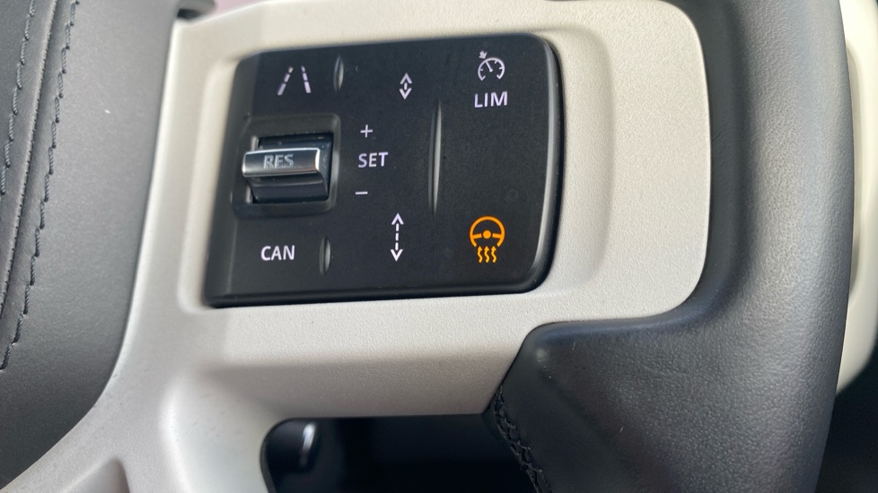 Land Rover Defender 90 Diesel 3.0 D250 Hard Top X-Dynamic HSE Auto [3 Seat] - Image 50