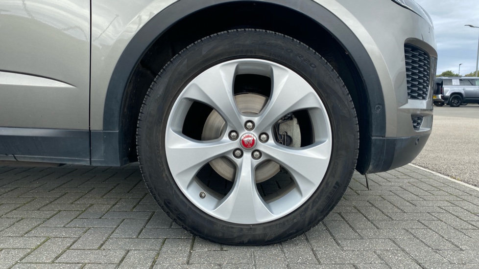 Jaguar E-Pace 2.0d [180] HSE 5dr Auto Diesel Estate - Image 8