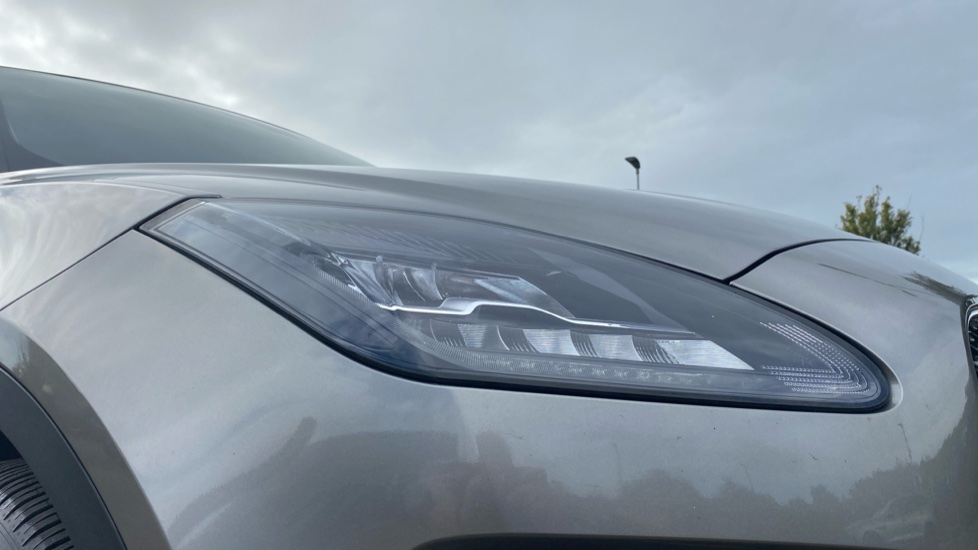 Jaguar E-Pace 2.0d [180] HSE 5dr Auto Diesel Estate - Image 17
