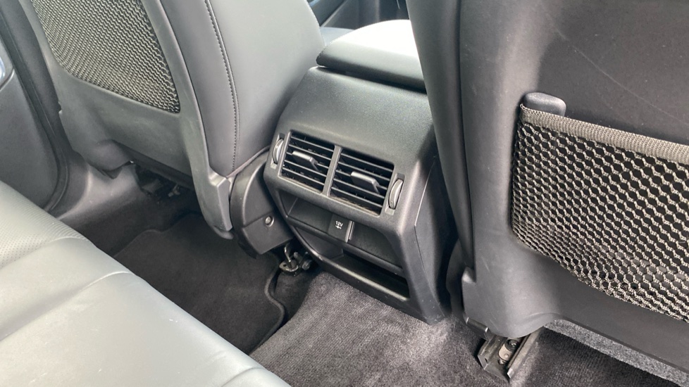 Jaguar E-Pace 2.0d [180] HSE 5dr Auto Diesel Estate - Image 18