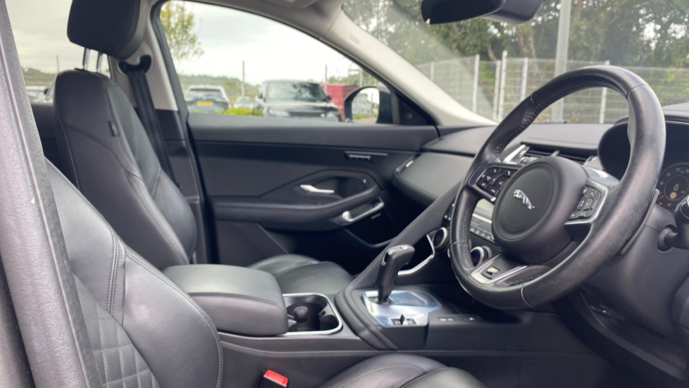 Jaguar E-Pace 2.0d [180] HSE 5dr Auto Diesel Estate - Image 47