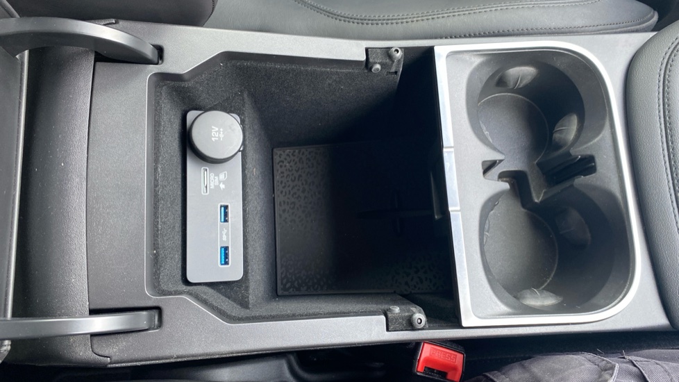 Jaguar E-Pace 2.0d [180] HSE 5dr Auto Diesel Estate - Image 56