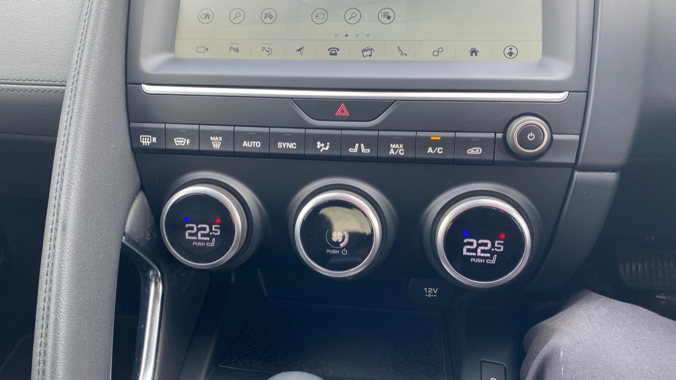 Jaguar E-Pace 2.0d [180] HSE 5dr Auto Diesel Estate - Image 57