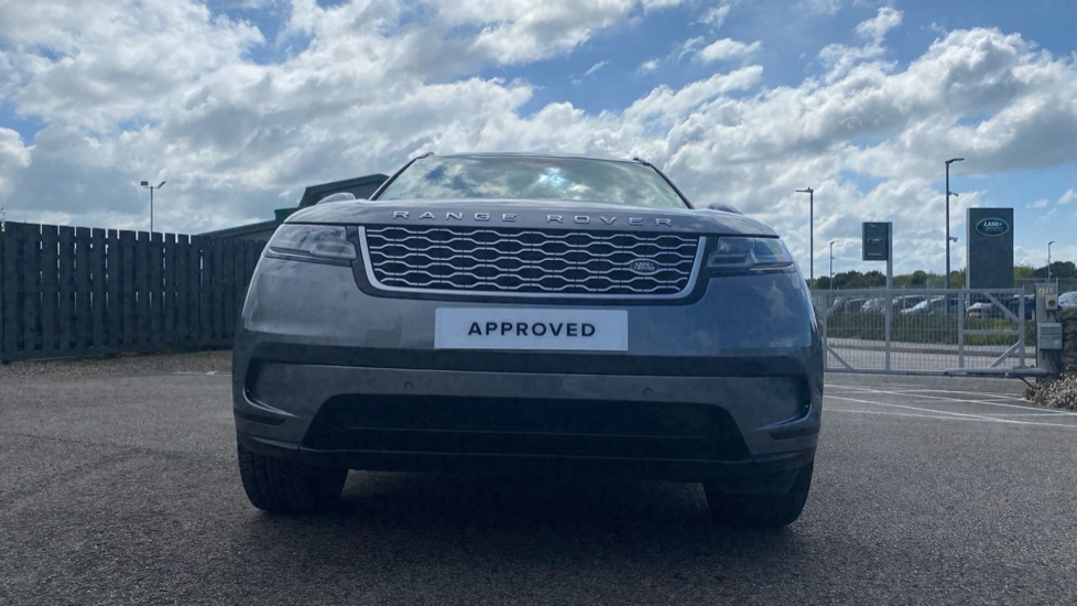 Land Rover Range Rover Velar 2.0 P400e SE 5dr Auto Estate - Image 28