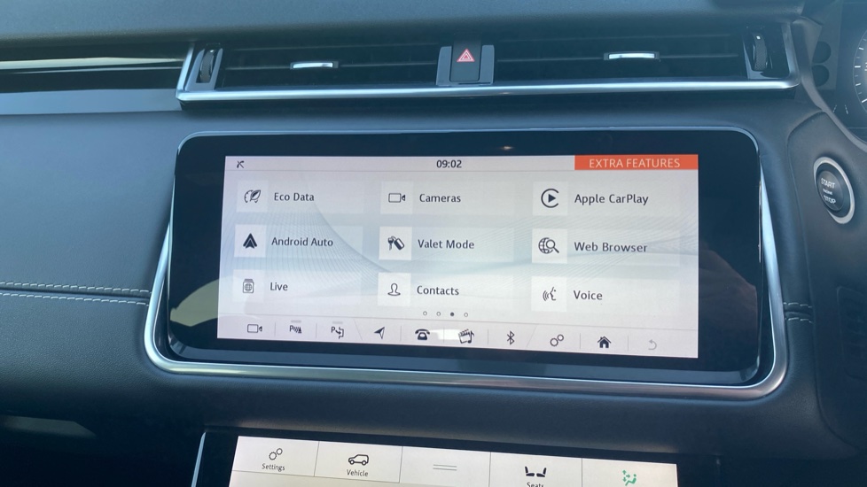 Land Rover Range Rover Velar 3.0 D300 R-Dynamic HSE 5dr Auto Diesel Estate - Image 62