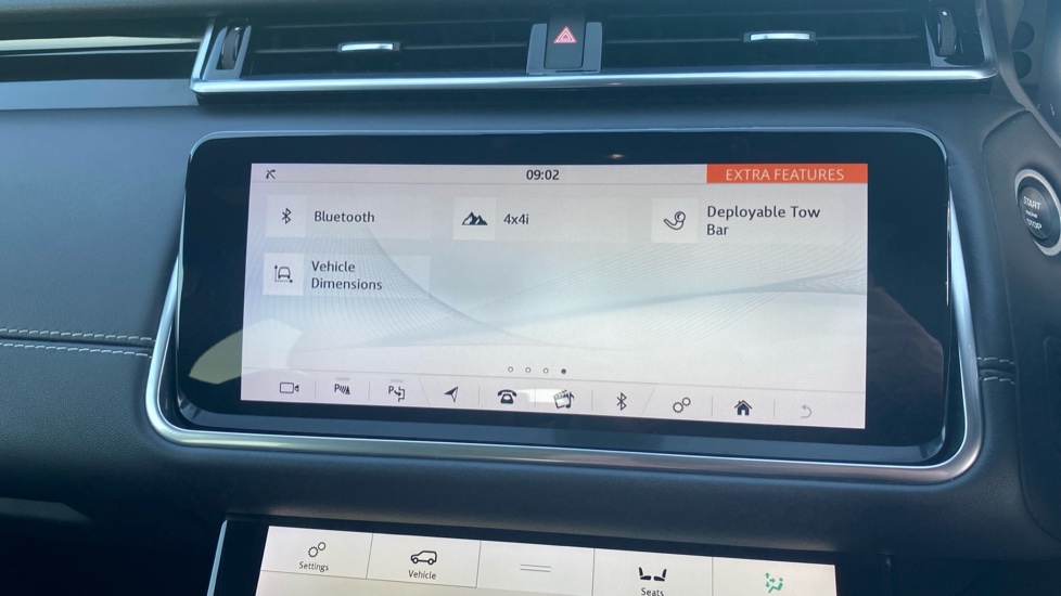 Land Rover Range Rover Velar 3.0 D300 R-Dynamic HSE 5dr Auto Diesel Estate - Image 63