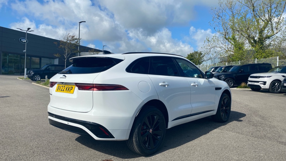 Jaguar F-Pace 2.0 D200 R-Dynamic Black 5dr Auto AWD Diesel Estate - Image 22