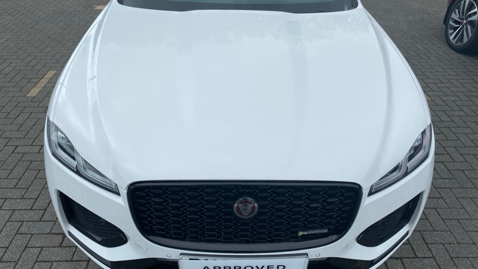 Jaguar F-Pace 2.0 D200 R-Dynamic Black 5dr Auto AWD Diesel Estate - Image 27