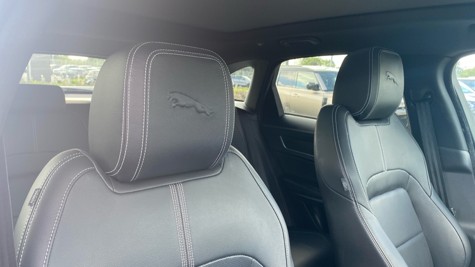 Jaguar F-Pace 2.0 D200 R-Dynamic Black 5dr Auto AWD Diesel Estate - Image 40