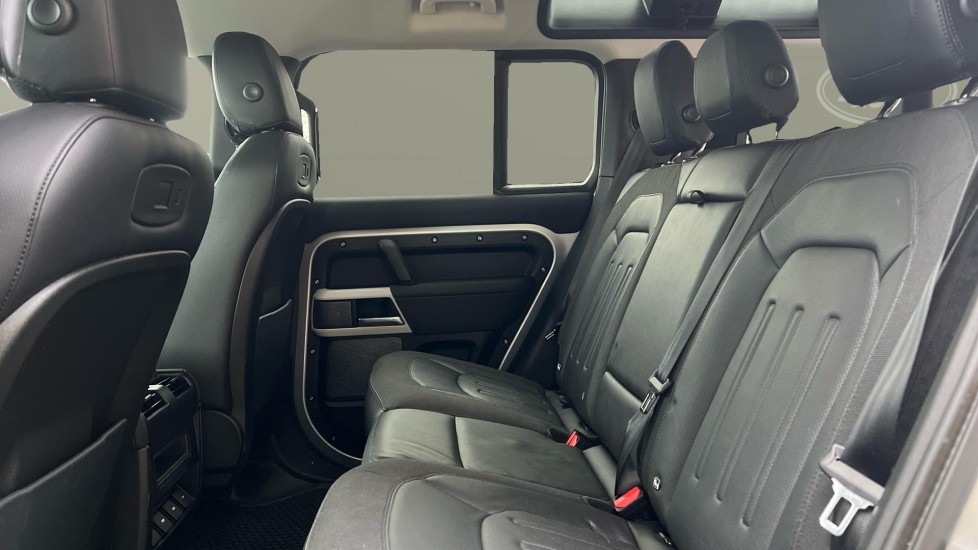 Land Rover Defender 2.0 D240 First Edition 110 5dr Auto Diesel Estate - Image 4