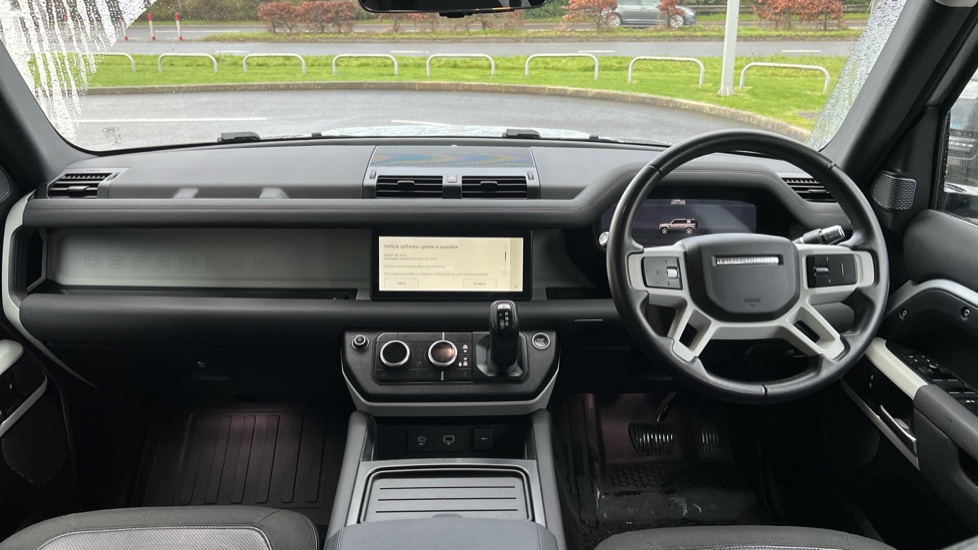 Land Rover Defender 2.0 D240 First Edition 110 5dr Auto Diesel Estate - Image 9