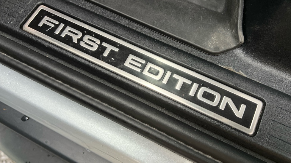 Land Rover Defender 2.0 D240 First Edition 110 5dr Auto Diesel Estate - Image 61
