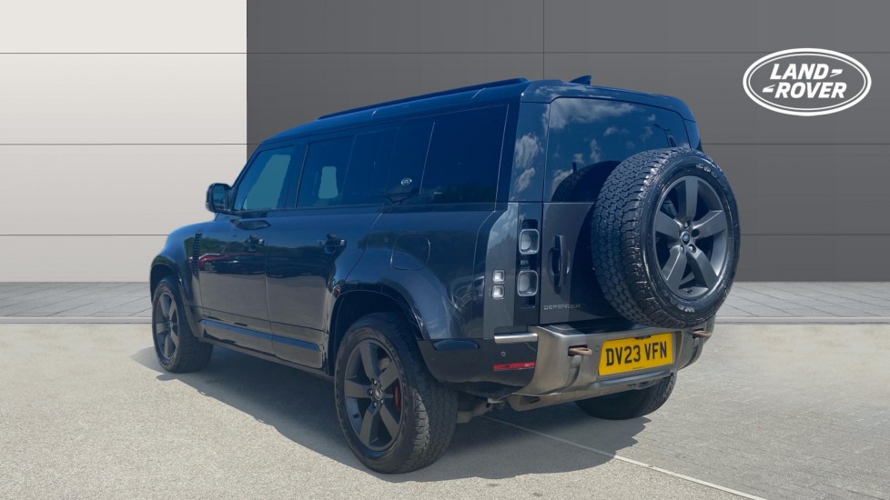 Land Rover Defender 2.0 P400e X 110 5dr Auto Estate - Image 2