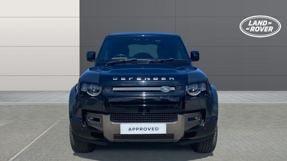 Land Rover Defender 2.0 P400e X 110 5dr Auto Estate - Image 7