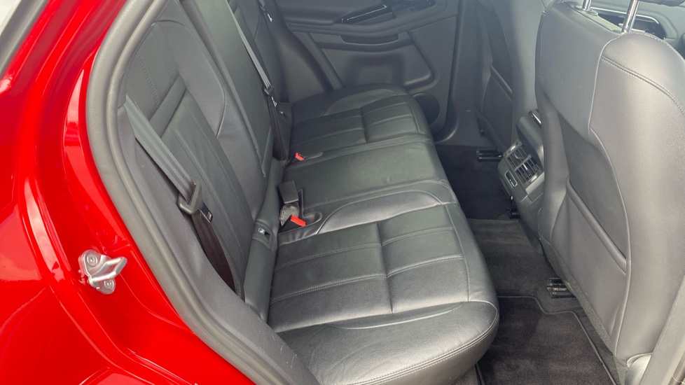 Land Rover Range Rover Evoque 2.0 P200 R-Dynamic SE 5dr Auto Petrol Hatchback - Image 37