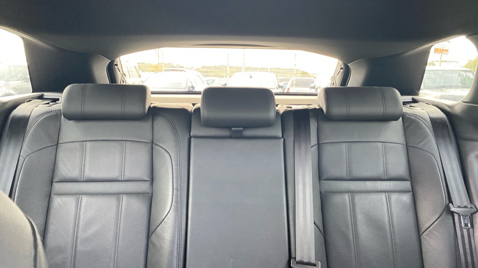Land Rover Range Rover Evoque 2.0 P200 R-Dynamic SE 5dr Auto Petrol Hatchback - Image 48