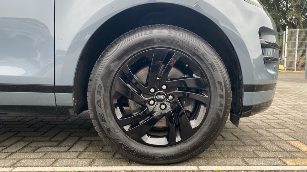 Land Rover Range Rover Evoque 2.0 D200 R-Dynamic S 5dr Auto Diesel Hatchback - Image 8
