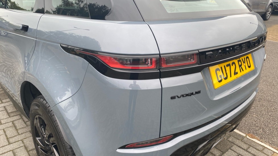 Land Rover Range Rover Evoque 2.0 D200 R-Dynamic S 5dr Auto Diesel Hatchback - Image 19
