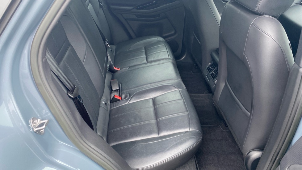 Land Rover Range Rover Evoque 2.0 D200 R-Dynamic S 5dr Auto Diesel Hatchback - Image 34