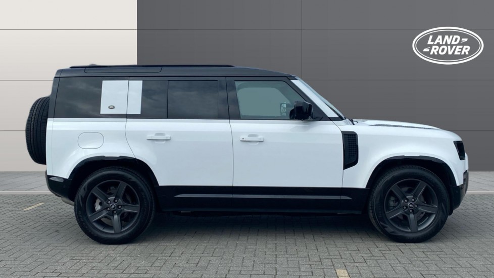 Land Rover Defender 3.0 D250 X-Dynamic SE 110 5dr Auto Diesel Estate - Image 5